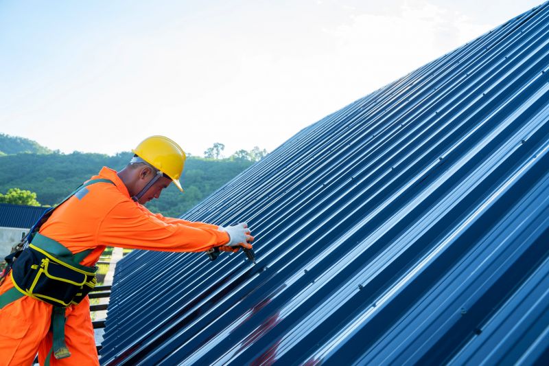 Metal Roof Installation Vs. Asphalt Roofing: Key Differences Explained